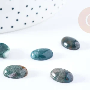 Cabochon ovale agate verte naturelle 14x10mm, x1  (G8669)